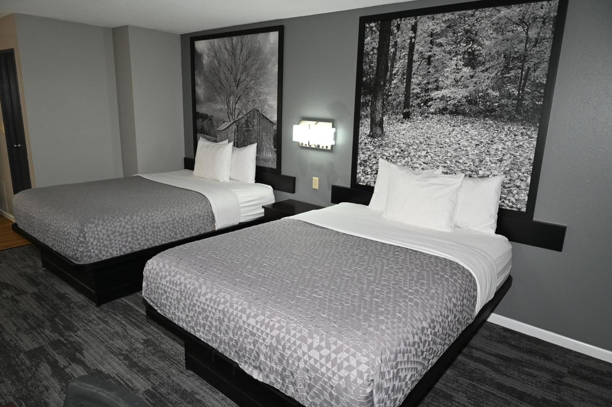 Super 8 By Wyndham Higginsville Extérieur photo