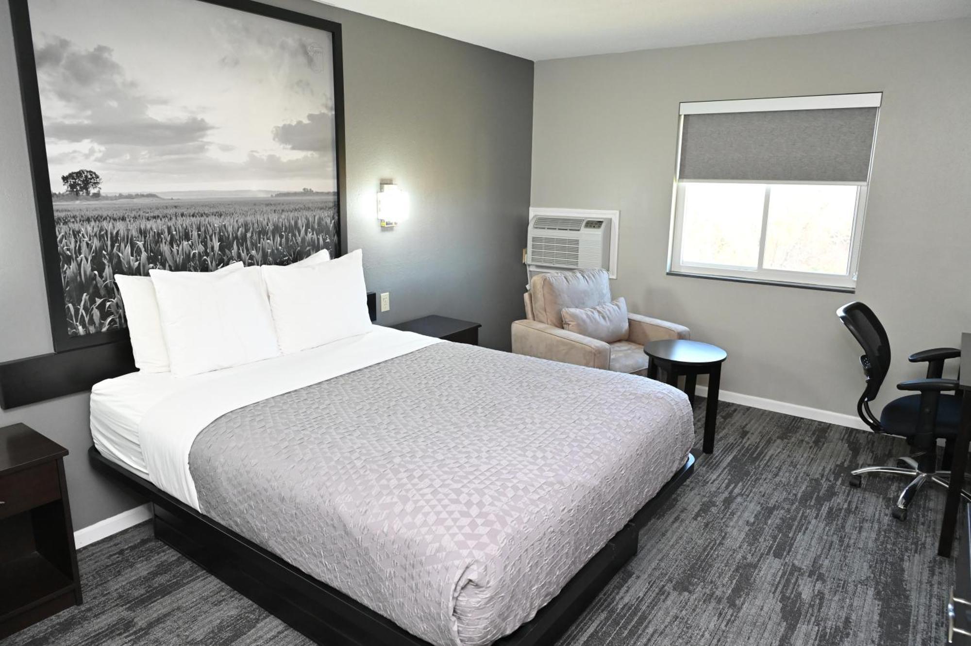 Super 8 By Wyndham Higginsville Extérieur photo